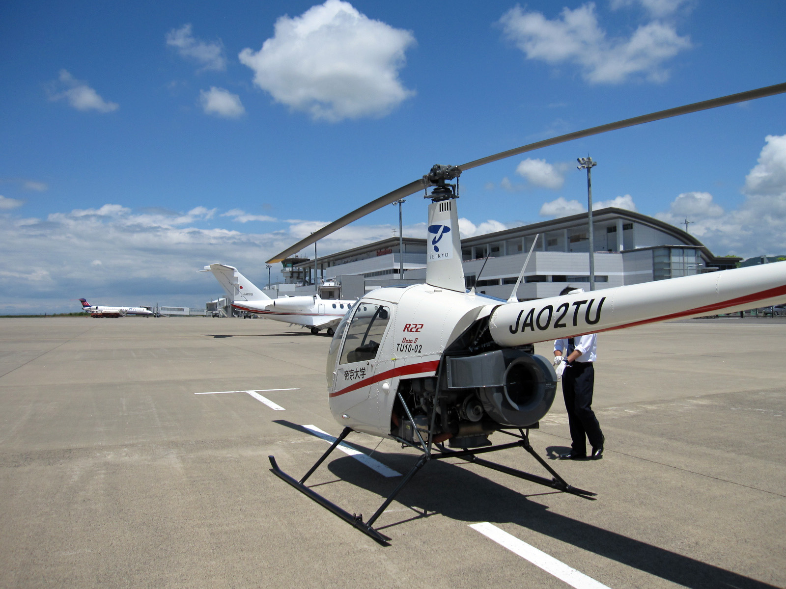 自家用ヘリコプター免許の次は 飛行機免許 アルファーアビエィション