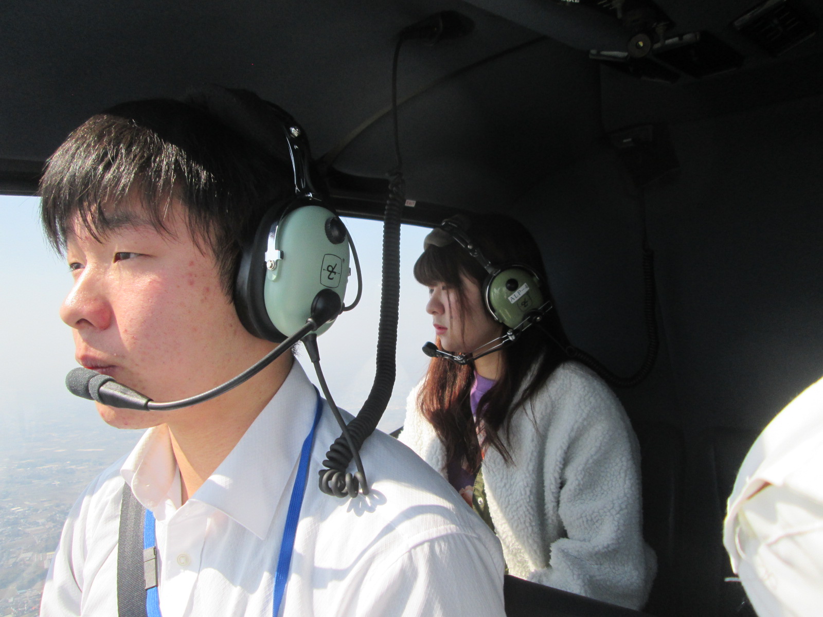 Alpha Aviation卒業飛行はご家族を乗せて！卒業おめでとう 